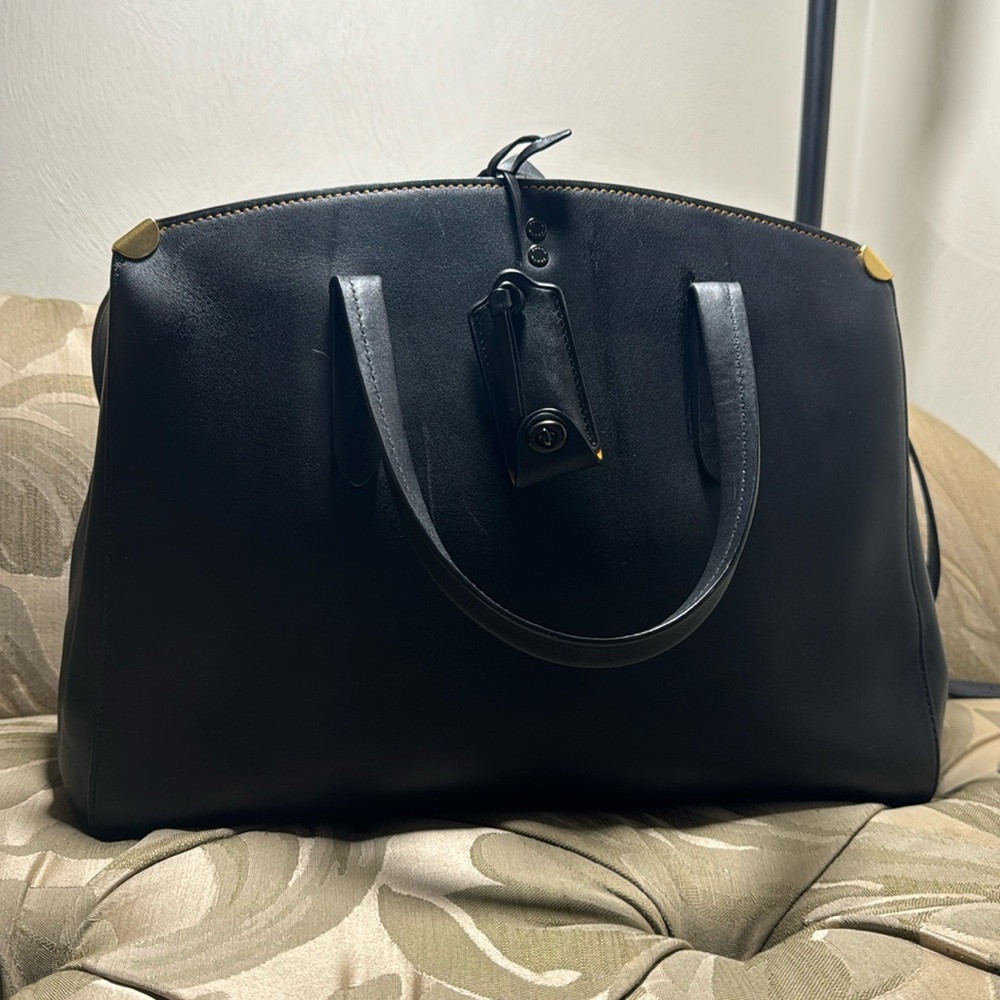 COACH 1941 Cooper carryall Price reduced ❤️